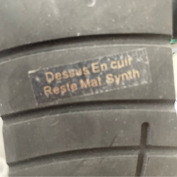 Like new Earth chunky leather wedge heel sandal. Size 7B (medium width) - Picture 10 of 10